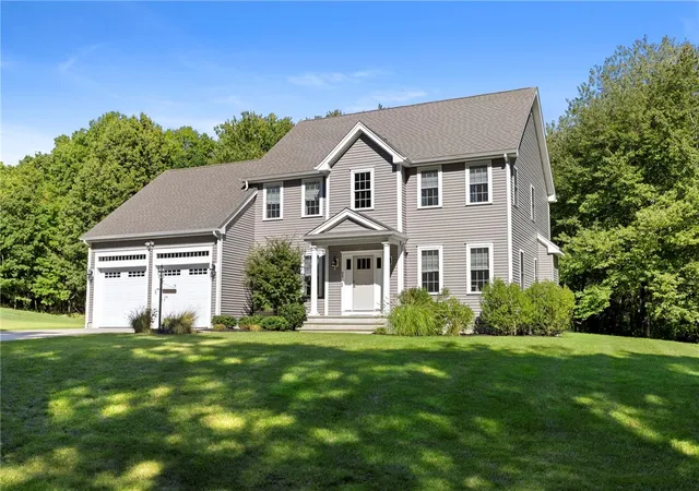 Photo 2 of Single family home for sale at 34 E Lantern Rd, Lincoln, RI 02865 | MLS# 1423057 | Listing updated on 2026-10-18