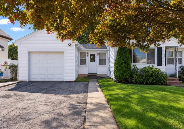 Photo 3 of Sale Pending at 89 Marlow St, Cranston, RI 02920 | MLS# 1423026 | Listing updated on 2026-09-25