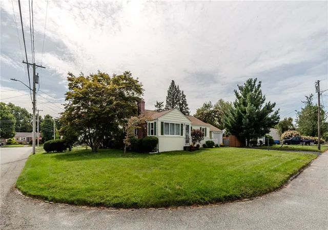 Photo 3 of Sale Pending at 6 Restwood Rd, Cranston, RI 02920 | MLS# 1422738 | Listing updated on 2026-09-30