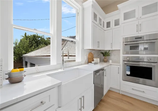 Photo 4 of Sale Pending at 41 School St #1, Newport, RI 02840 | MLS# 1423096 | Listing updated on 2026-09-28