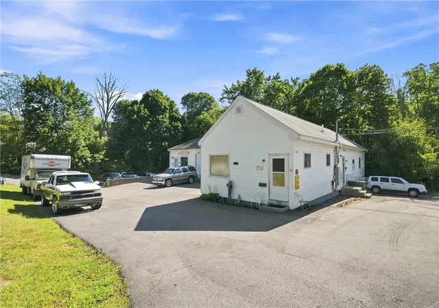 Photo 4 of Multi family home for sale at 168 Rockland Ave, Woonsocket, RI 02895 | MLS# 1423100 | Listing updated on 2026-09-12