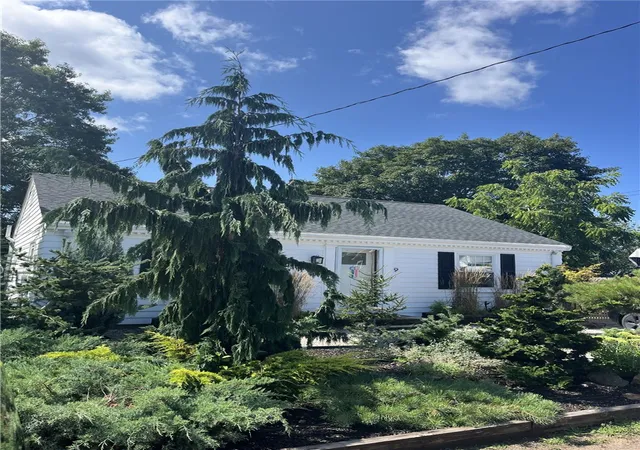 Photo 2 of Single family home for sale at 9 Loyola Ter, Newport, RI 02840 | MLS# 1423118 | Listing updated on 2026-09-12