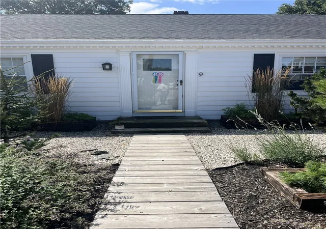 Photo 2 of Single family home for sale at 9 Loyola Ter, Newport, RI 02840 | MLS# 1423118 | Listing updated on 2026-09-12