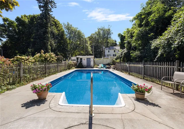 Photo 2 of Single family home for sale at 29 Valentine Cir, Warwick, RI 02886 | MLS# 1423154 | Listing updated on 2026-09-12