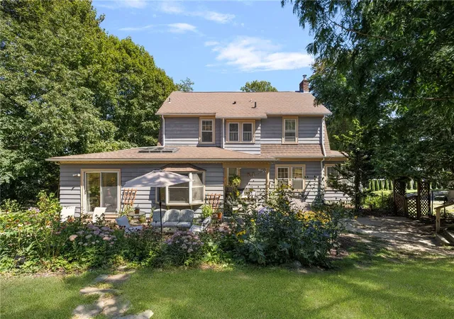 Photo 2 of Single family home for sale at 29 Valentine Cir, Warwick, RI 02886 | MLS# 1423154 | Listing updated on 2026-09-12