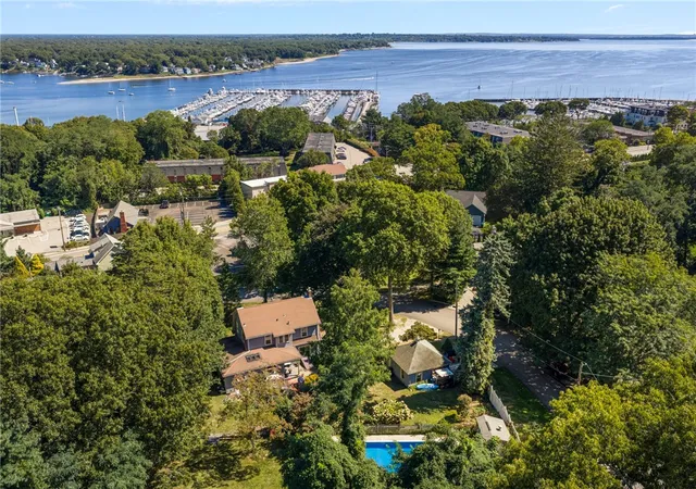 Photo 4 of Single family home for sale at 29 Valentine Cir, Warwick, RI 02886 | MLS# 1423154 | Listing updated on 2026-09-12