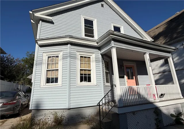 Single family home for sale at 272 Veazie St, Providence, RI 02904 | MLS# 1423227