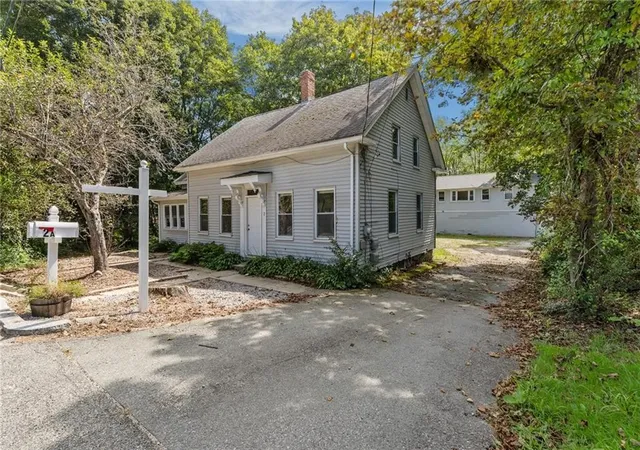 Photo 2 of Single family home for sale at 2 Plainfield Pike, Foster, RI 02825 | MLS# 1423232 | Listing updated on 2026-10-04