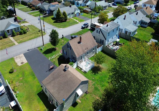 Photo 2 of Single family home for sale at 220 Williams St, Cumberland, RI 02864 | MLS# 1422841 | Listing updated on 2026-09-14