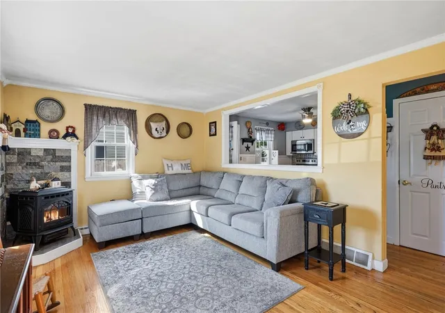Photo 3 of Single family home for sale at 220 Williams St, Cumberland, RI 02864 | MLS# 1422841 | Listing updated on 2026-09-14