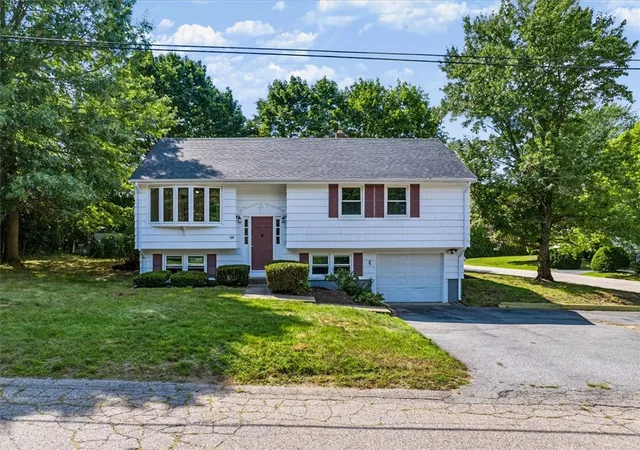Single family home for sale at 614 Bound Rd, Woonsocket, RI 02895 | MLS# 1423262