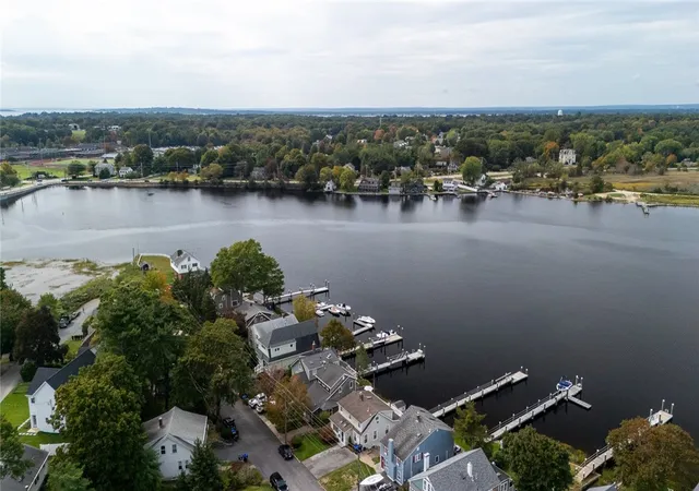 Photo 3 of Single family home for sale at 11 Riverview Dr, Barrington, RI 02806 | MLS# 1423186 | Listing updated on 2026-10-17