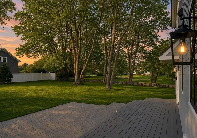 Photo 3 of Single family home for sale at 980 Green End Ave, Middletown, RI 02842 | MLS# 1423275 | Listing updated on 2026-09-27