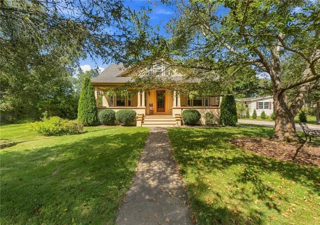 Photo 3 of Single family home for sale at 12 Maple Ct, Ashaway, RI 02804 | MLS# 1423233 | Listing updated on 2026-09-27