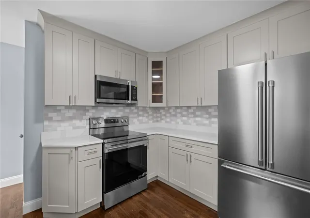 Photo 2 of Single family home for sale at 126 Alton Bradford Rd, Bradford, RI 02808 | MLS# 1423315 | Listing updated on 2026-09-25