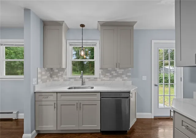 Photo 3 of Single family home for sale at 126 Alton Bradford Rd, Bradford, RI 02808 | MLS# 1423315 | Listing updated on 2026-09-25