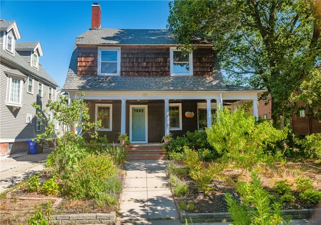 Photo 2 of Single family home for sale at 173 Lexington Ave, Providence, RI 02907 | MLS# 1423301 | Listing updated on 2026-09-28