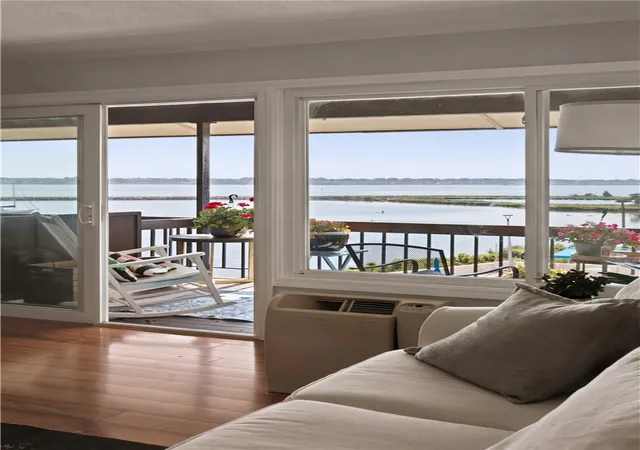 Condo for sale at 400 Narragansett Pkwy #SC10, Warwick, RI 02888 | MLS# 1423291