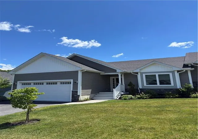 Condo for sale at 55 Deer Run Xing #41, Warwick, RI 02818 | MLS# 1423366