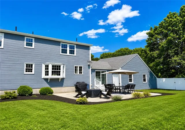 Photo 3 of Single family home for sale at 7 Cortland Ln, Greenville, RI 02828 | MLS# 1423299 | Listing updated on 2026-10-07