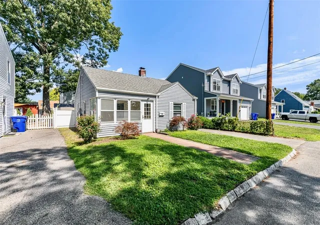 Photo 3 of Sale Pending at 93 Pine Crst Dr, East Providence, RI 02919 | MLS# 1423388 | Listing updated on 2026-10-11