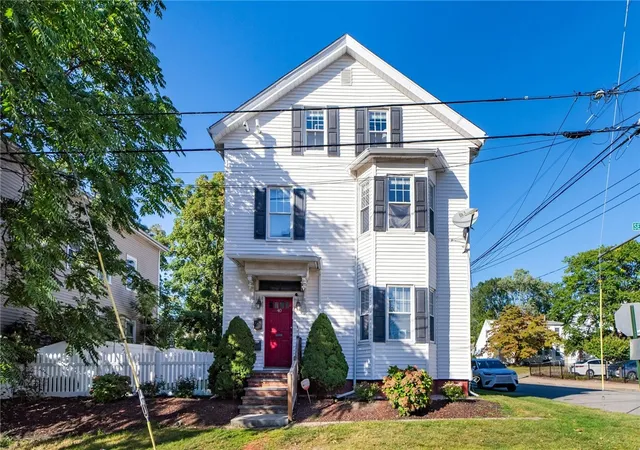 Photo 1 of Sale Pending at 40 7th Street #2, Providence, RI 02906 | MLS# 1422791 | Listing updated on 2026-10-13