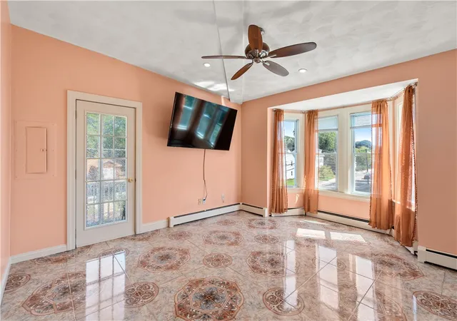 Photo 3 of Condo for sale at 394 Great Rd #3, Lincoln, RI 02865 | MLS# 1423254 | Listing updated on 2026-10-18