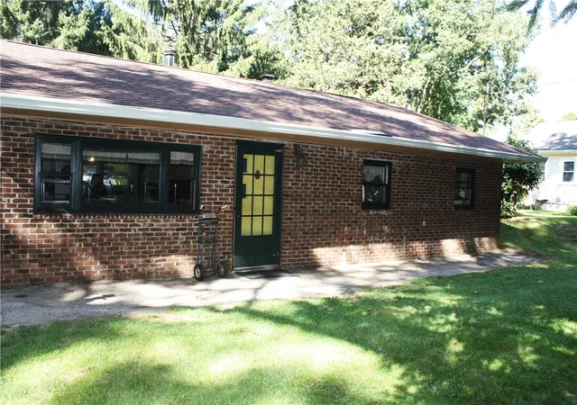 Photo 1 of Sale Pending at 581 Saugatucket Rd, Wakefield, RI 02879 | MLS# 1423398 | Listing updated on 2026-10-15