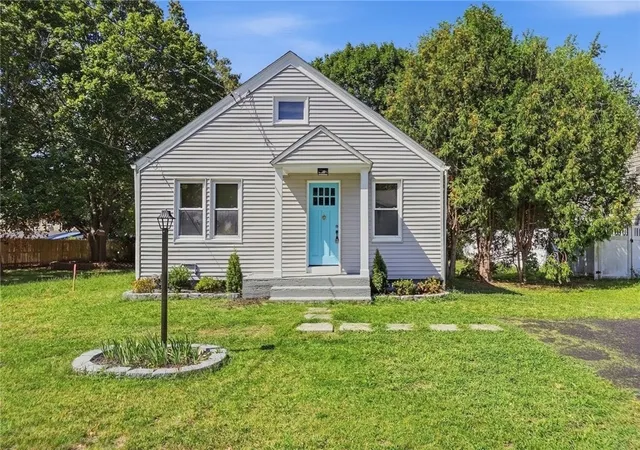 Photo 1 of Single family home for sale at 41 Custer St, Warwick, RI 02889 | MLS# 1423578 | Listing updated on 2026-10-22