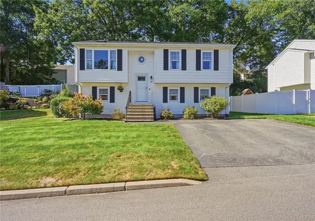 Photo 2 of Sale Pending at 21 Lawnacre Dr, North Providence, RI 02911 | MLS# 1423586 | Listing updated on 2026-10-13