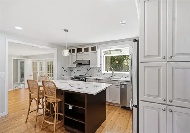Photo 2 of Single family home for sale at 22 Carriage Dr, Lincoln, RI 02865 | MLS# 1423464 | Listing updated on 2026-10-12