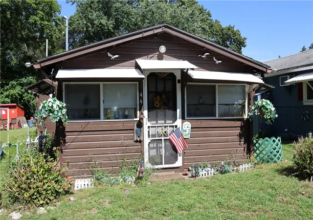 Photo 1 of Sale Pending at 44 E Andrew Comstock Rd, Warwick, RI 02886 | MLS# 1423750 | Listing updated on 2026-10-21