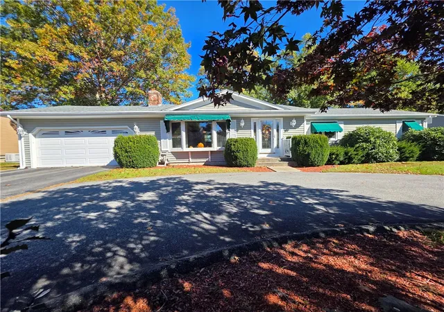 Photo 2 of Single family home for sale at 19 Roger Williams Dr, Greenville, RI 02828 | MLS# 1423698 | Listing updated on 2026-10-15