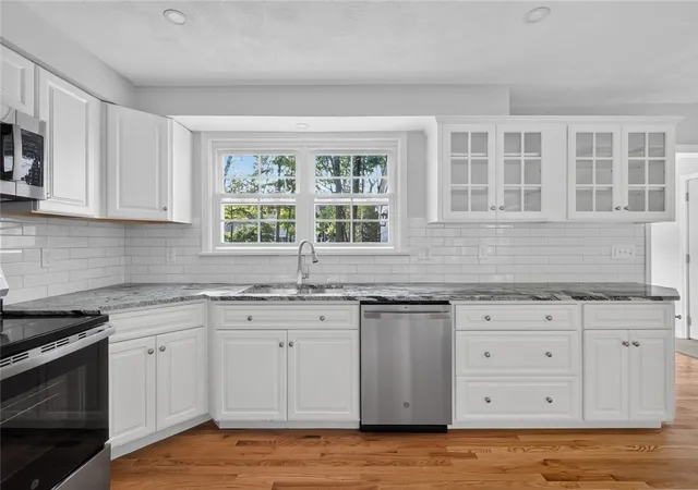 Photo 3 of Single family home for sale at 1 Angell Rd, Lincoln, RI 02865 | MLS# 1423892 | Listing updated on 2026-10-22