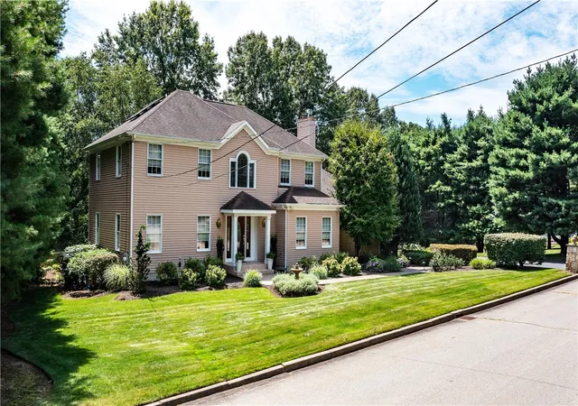 Photo 3 of Sale Pending at 38 Mark Dr, Lincoln, RI 02865 | MLS# 1423946 | Listing updated on 2026-10-20