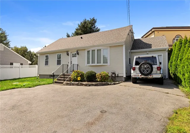 Photo 2 of Sale Pending at 2640 Diamond Hl Rd, Cumberland, RI 02864 | MLS# 1424128 | Listing updated on 2026-10-22