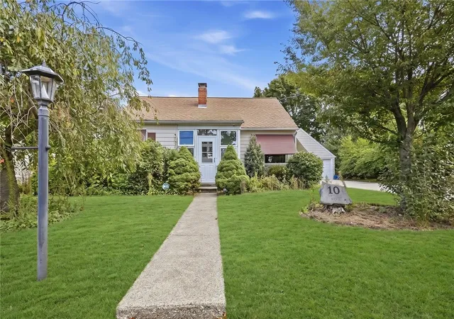 Photo 3 of Sale Pending at 10 Pawtucket Ave, East Providence, RI 02916 | MLS# 1424122 | Listing updated on 2026-10-21
