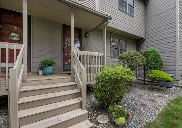Photo 2 of Sale Pending at 2304 Pinewood Dr, Smithfield, RI 02917 | MLS# 1424162 | Listing updated on 2026-10-20