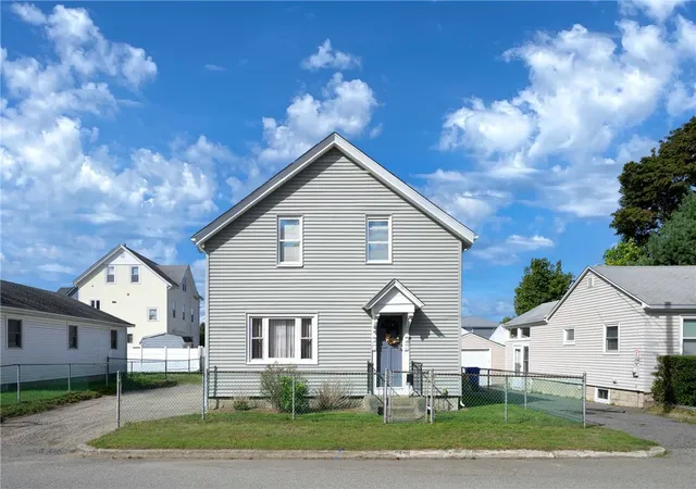 Photo 1 of Single family home for sale at 28 Gardner St, Pawtucket, RI 02861 | MLS# 1424649 | Listing updated on 2026-10-12