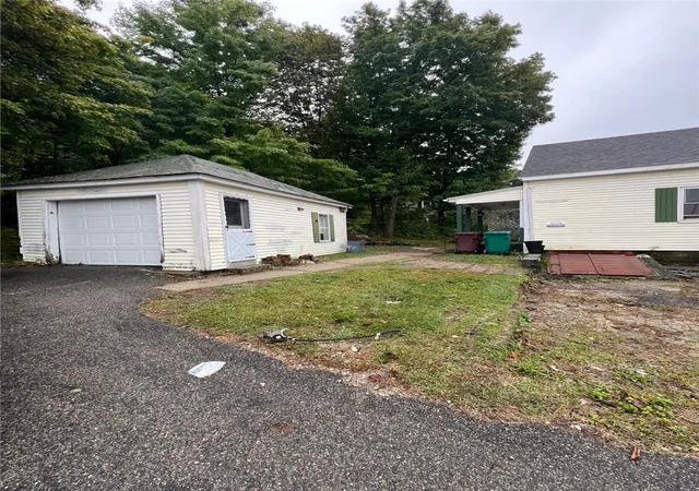 Photo 2 of Single family home for sale at 1176 Mendon Rd, Woonsocket, RI 02895 | MLS# 1424641 | Listing updated on 2026-10-12