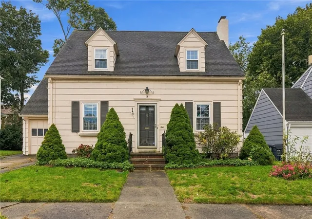 Photo 1 of Single family home for sale at 14 Englewood Ln, Warwick, RI 02888 | MLS# 1424685 | Listing updated on 2026-10-22