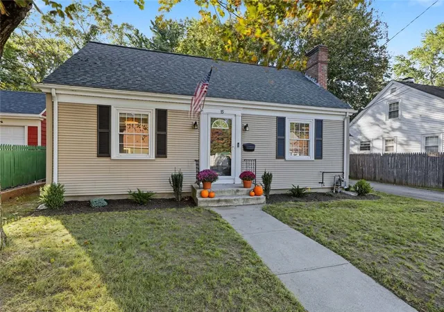 Photo 1 of Single family home for sale at 15 River Rd, Lincoln, RI 02865 | MLS# 1424460 | Listing updated on 2026-10-19