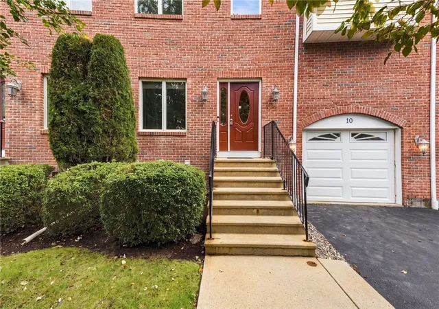 Photo 3 of Condo for sale at 131 Fruit Hl Ave #10, North Providence, RI 02911 | MLS# 1424721 | Listing updated on 2026-10-20