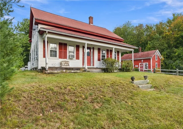Photo 2 of Single family home for sale at 406 S Main St, Pascoag, RI 02859 | MLS# 1424621 | Listing updated on 2026-10-12