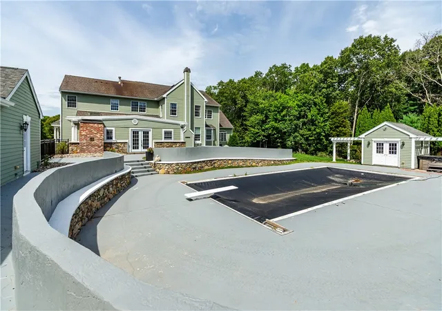 Photo 49 of Single family home for sale at 5 Lenihan Ln, East Greenwich, RI 02818 | MLS# 1424913 | Listing updated on 2026-10-22