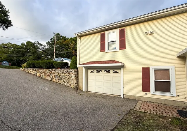 Photo 3 of Sale Pending at 411 Mendon Rd, Woonsocket, RI 02895 | MLS# 1424833 | Listing updated on 2026-10-13