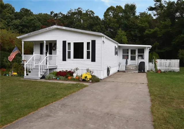Photo 1 of Sale Pending at 19 Healey Brk Ct, Wakefield, RI 02879 | MLS# 1424699 | Listing updated on 2026-10-18