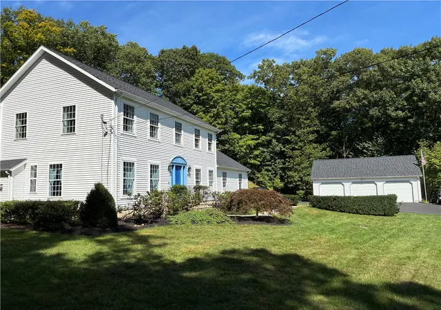 Photo 1 of Single family home for sale at 322 Nate Whipple Hwy, Cumberland, RI 02864 | MLS# 1424907 | Listing updated on 2026-10-12