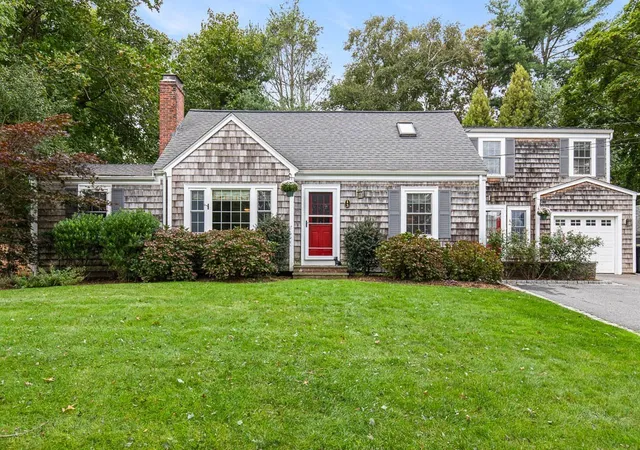 Photo 1 of Sale Pending at 3 Jenks Garden Ln, Barrington, RI 02806 | MLS# 1425047 | Listing updated on 2026-10-21