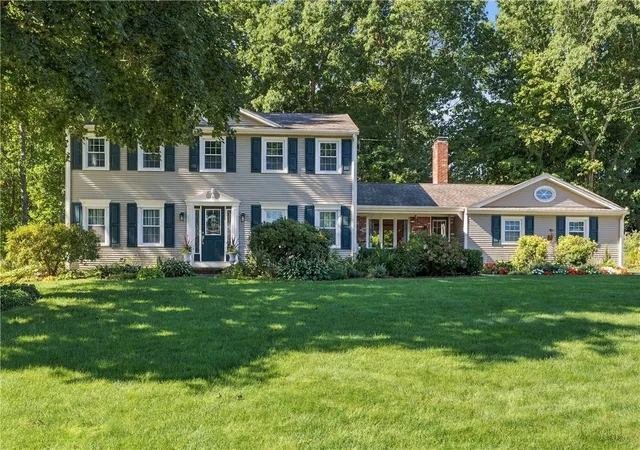 Single family home for sale at 5 Sunnyside Dr, Cumberland, RI 02864 | MLS# 1425102